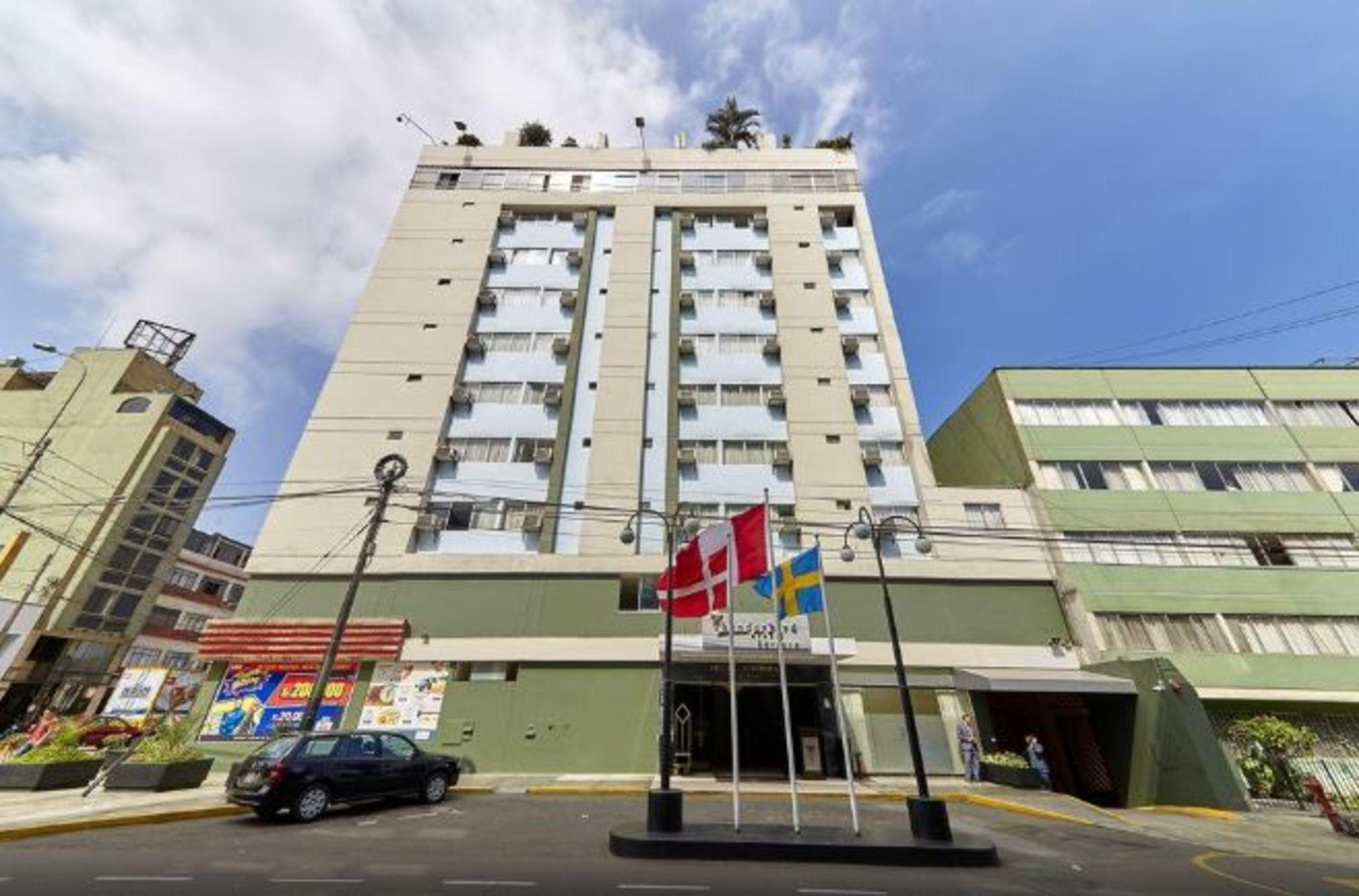 Hotel Carrera Lima Buitenkant foto